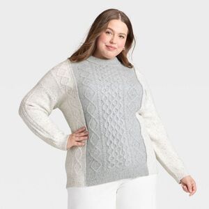 Universal Thread - Women's Long Sleeve Cozy Cable Knit Crewneck Pullo Cream/Gray